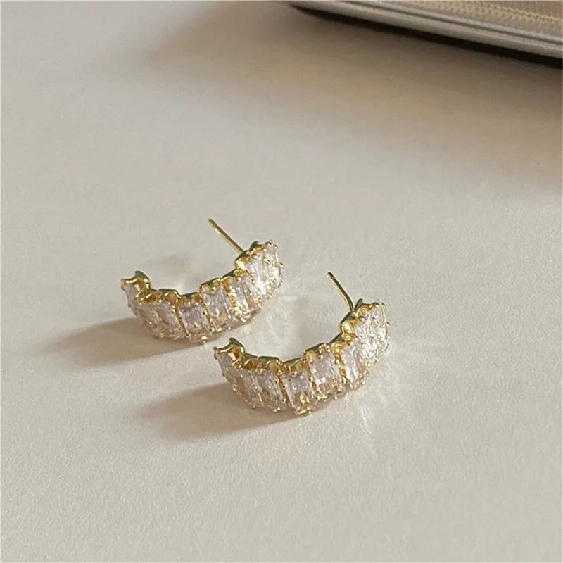 2024 Korean New Simple Temperament Circle Pearl Earrings Fashion Small Versatile Earrings Women's Jewelry