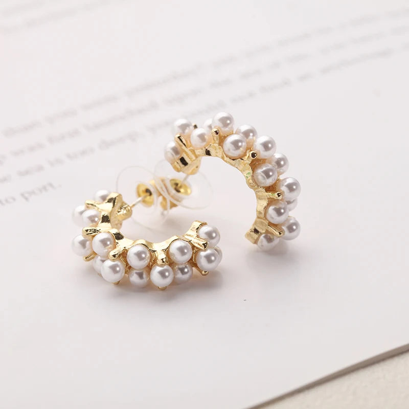 2024 Korean New Simple Temperament Circle Pearl Earrings Fashion Small Versatile Earrings Women's Jewelry