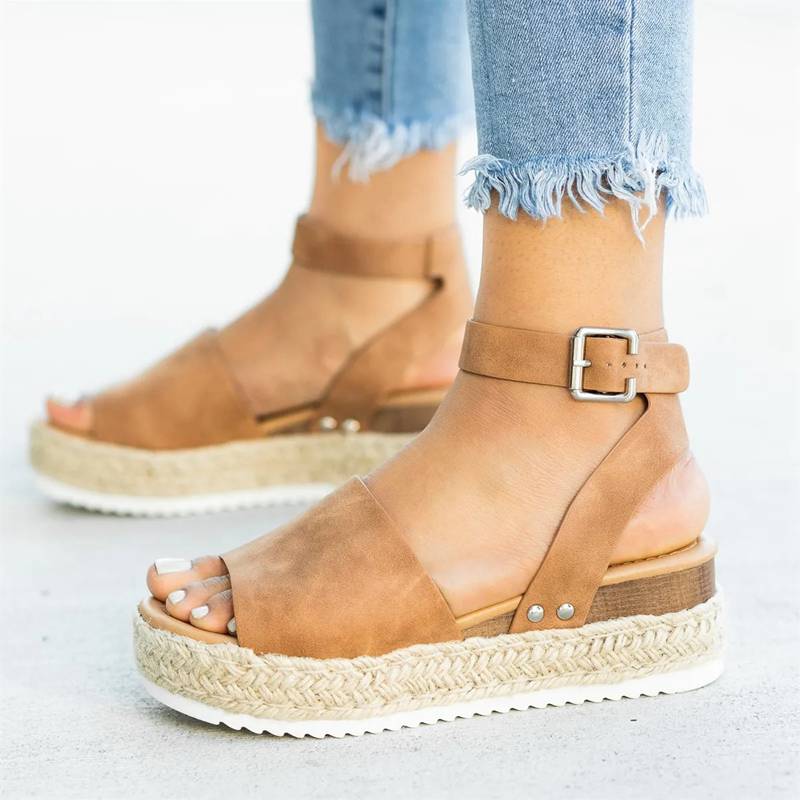 Simple Styled Platform Sandals