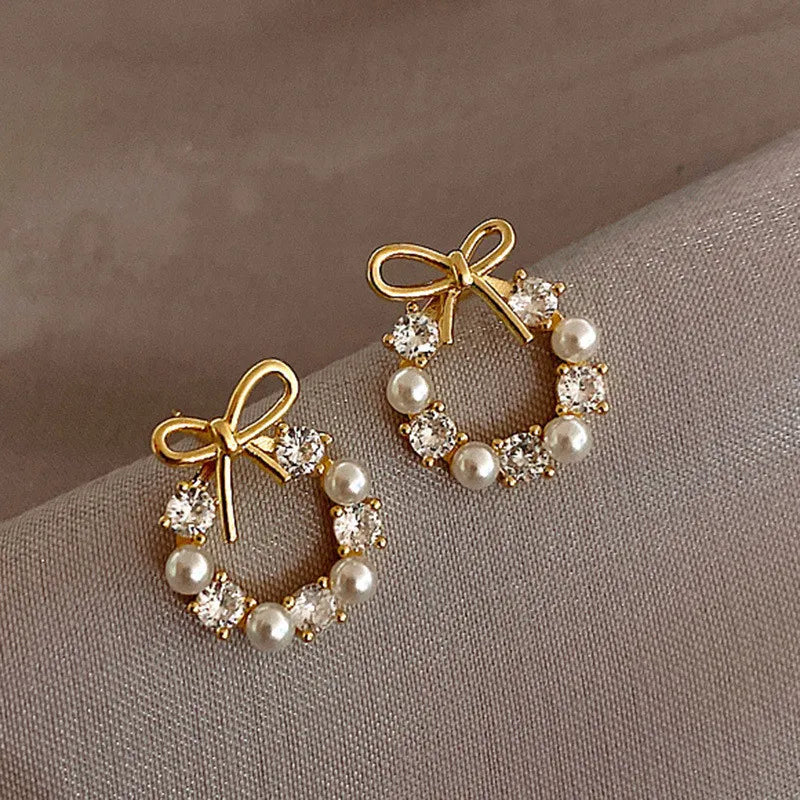 2024 Korean New Simple Temperament Circle Pearl Earrings Fashion Small Versatile Earrings Women's Jewelry